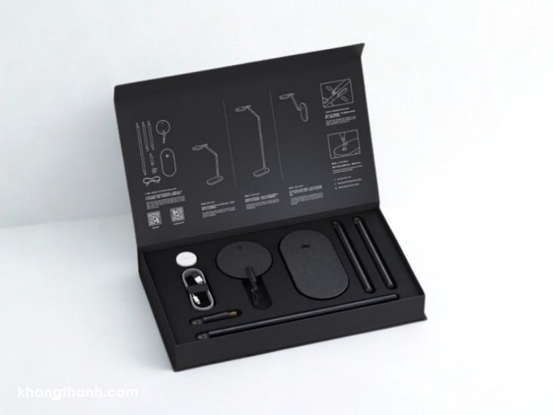custom-rigid-boxes-packaging (17)