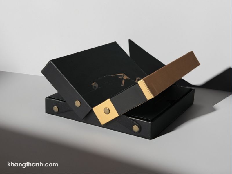 custom-rigid-boxes-packaging (8)