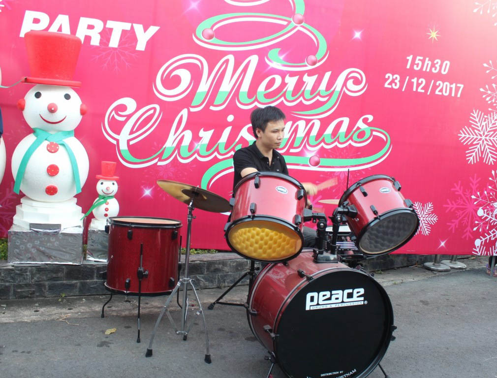 Merry christmas Khang Thanh