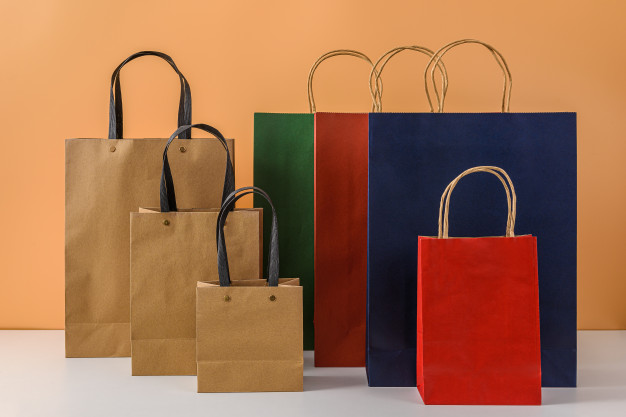 Túi giấy kraft sử dụng trong nhiều ngành khác nhau như túi quần áo, thực phẩm, quà tặng túi giấy kraft